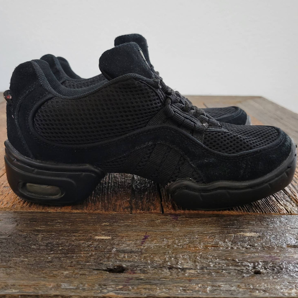 Revolution Ultra Arch Black Dance Sneakers